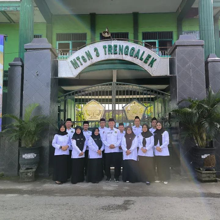 Cover MTsN 3 Trenggalek